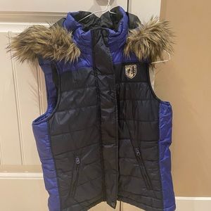 American Eagle Vest